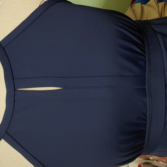 Lands'End Tankini. - Picture 3 of 7